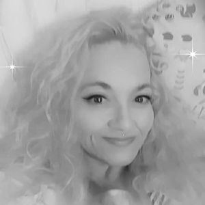 Meet your Posher, Charlotte